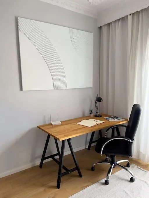 Homevision - Stylish & Serene Condo - City Center Thessaloniki Apartment